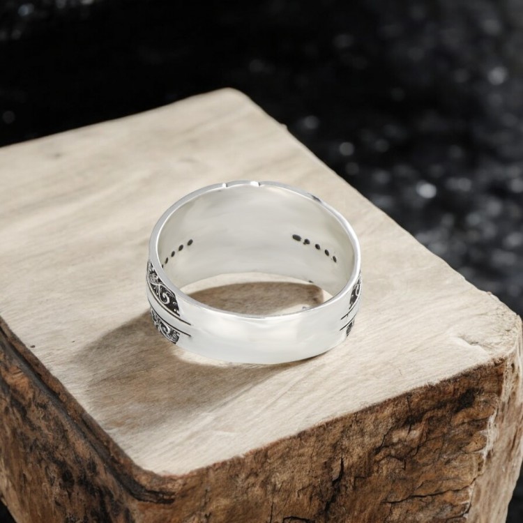 Kalem İşçilikli  925 Ayar Erkek Gümüş Yüzük