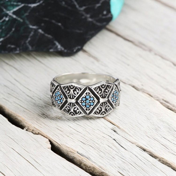 Kalem İşçilikli 925 Ayar Erkek Gümüş Yüzük Kalem İşçilikli 925 Ayar Erkek Gümüş Yüzük