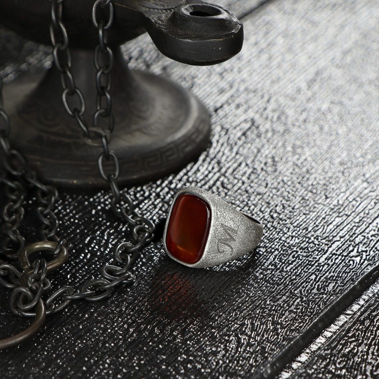 Eskitme Model Kişiye Özel Harf İşlemeli Akik Taşlı Erkek Gümüş Yüzük