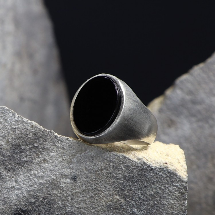 Oval Oniks Taşlı Eskitme Model Erkek Gümüş Yüzük