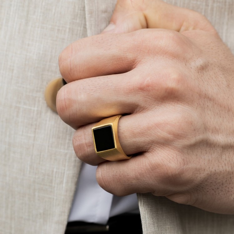 Altın Kaplama Oniks Taşlı Erkek Gümüş Yüzük Altın Kaplama Oniks Taşlı Erkek Gümüş Yüzük