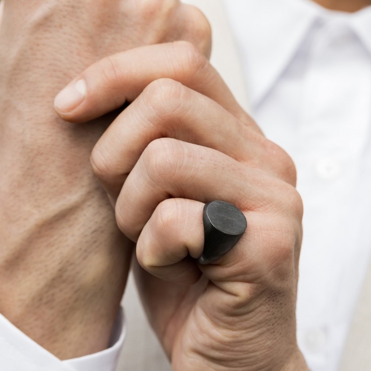 Rodyum Kaplamalı Erkek Gümüş Yüzük Rodyum Kaplamalı Erkek Gümüş Yüzük