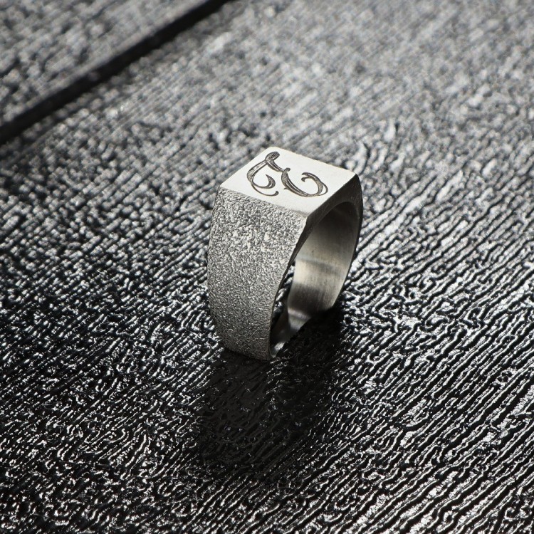 Eskitme Model Kişiye Özel Harf İşlemeli Erkek Gümüş Yüzük