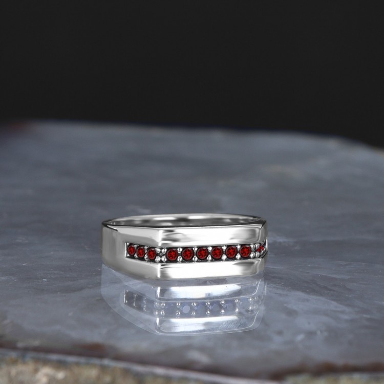 Kırmızı Zirkon Taşlı 925 Ayar Erkek Gümüş Yüzük Kırmızı Zirkon Taşlı 925 Ayar Erkek Gümüş Yüzük